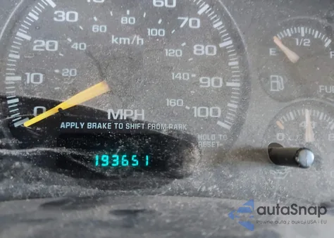 2000 Chevrolet Suburban 1500 Ls из США, поврежденный, VIN 3GNFK16T1YG224162